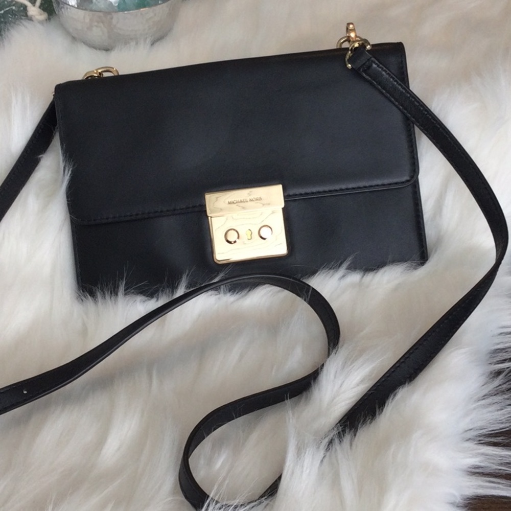Black Leather Michael Kors Purse